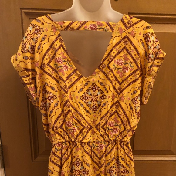 Patterned dress - Picture 3 of 5